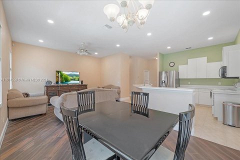 Casa en venta en Lehigh Acres, Florida, 3 dormitorios, 195.56 m2 № 1492899 - foto 28