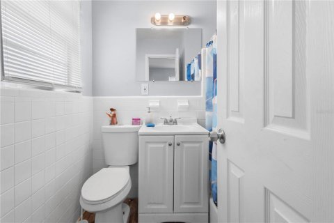 House in Gainesville, Florida 3 bedrooms, 153.47 sq.m. № 2195183 - photo 14