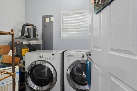 House in Gainesville, Florida 3 bedrooms, 153.47 sq.m. № 2195183 - photo 20