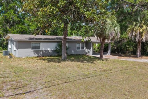 House in Gainesville, Florida 3 bedrooms, 153.47 sq.m. № 2195183 - photo 2