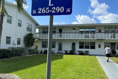 Condo in West Palm Beach, Florida, 1 bedroom  № 1932550 - photo 23