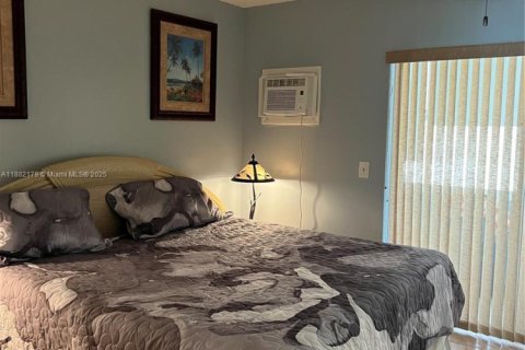 Condo in West Palm Beach, Florida, 1 bedroom  № 1932550 - photo 22