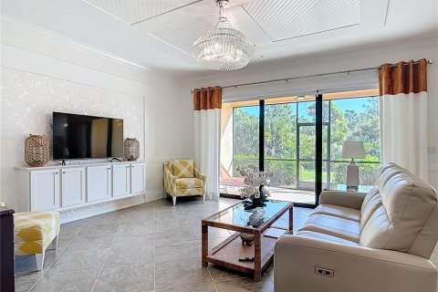 Condo in Venice, Florida, 2 bedrooms  № 2395603 - photo 22