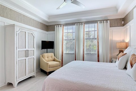 Condo in Venice, Florida, 2 bedrooms  № 2395603 - photo 11