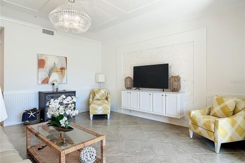 Condo in Venice, Florida, 2 bedrooms  № 2395603 - photo 24