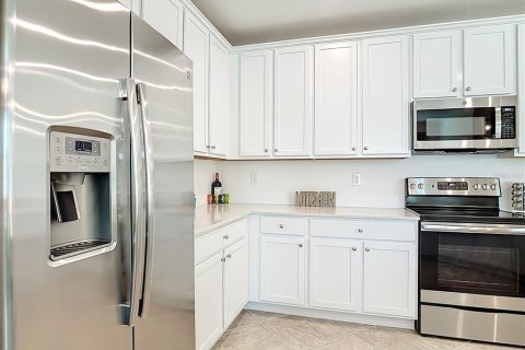 Condo in Venice, Florida, 2 bedrooms  № 2395603 - photo 20