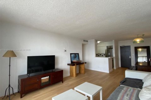 Купить кондоминиум в Майами-Бич, Флорида 1 комната, 67.91м2, № 1763125 - фото 4