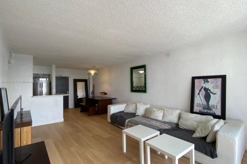 Купить кондоминиум в Майами-Бич, Флорида 1 комната, 67.91м2, № 1763125 - фото 2
