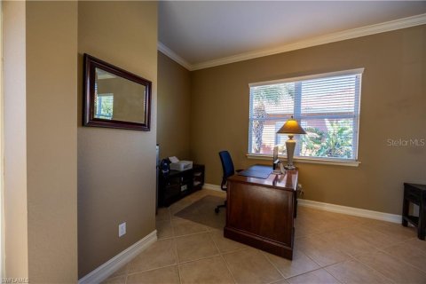 Condo in Fort Myers, Florida, 2 bedrooms  № 1871077 - photo 9