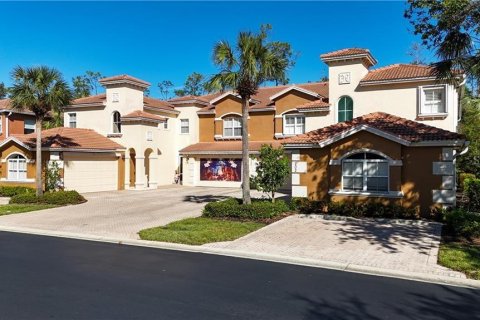Condo in Fort Myers, Florida, 2 bedrooms  № 1871077 - photo 3