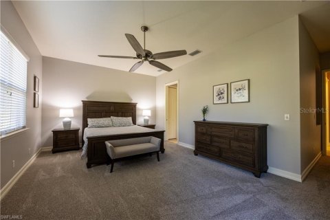 Condo in Fort Myers, Florida, 2 bedrooms  № 1871077 - photo 27