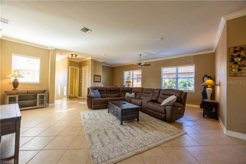 Condo in Fort Myers, Florida, 2 bedrooms  № 1871077 - photo 12