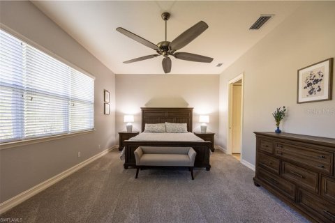 Condo in Fort Myers, Florida, 2 bedrooms  № 1871077 - photo 26