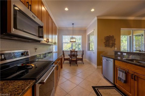 Condo in Fort Myers, Florida, 2 bedrooms  № 1871077 - photo 21