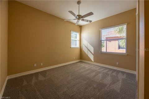 Condo in Fort Myers, Florida, 2 bedrooms  № 1871077 - photo 6