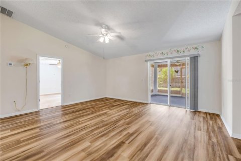 Купить виллу или дом в Эджуотер, Флорида 8 комнат, 151.99м2, № 2207523 - фото 6