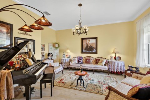 Casa en venta en Howey-in-the-Hills, Florida, 5 dormitorios, 461.35 m2 № 1899312 - foto 10