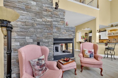 Casa en venta en Howey-in-the-Hills, Florida, 5 dormitorios, 461.35 m2 № 1899312 - foto 23