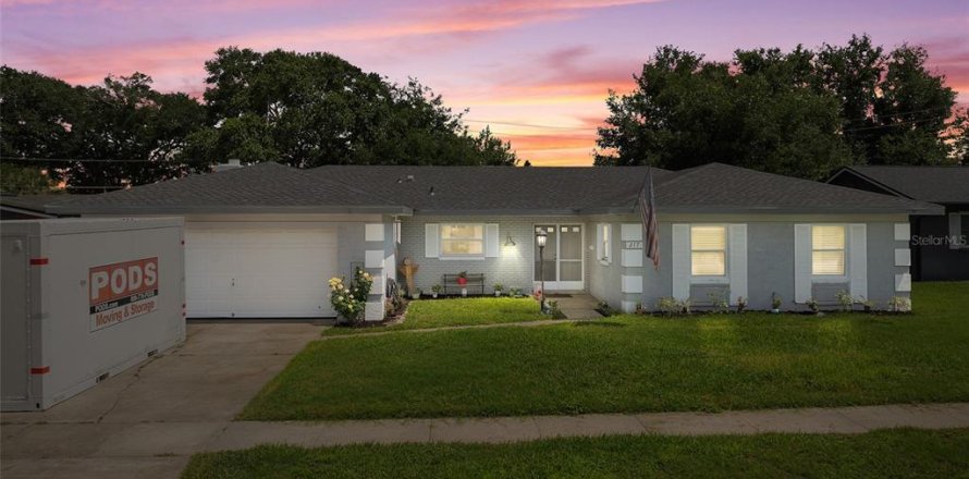 Casa en Orlando, Florida 3 dormitorios, 159.33 m2 № 1747578