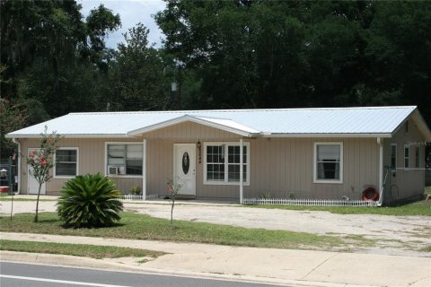 Villa ou maison à vendre à Hawthorne, Floride: 4 chambres, 156.63 m2 № 1829425 - photo 1