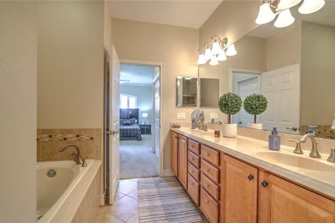 Adosado en venta en Orlando, Florida, 3 dormitorios, 207.26 m2 № 2211206 - foto 22