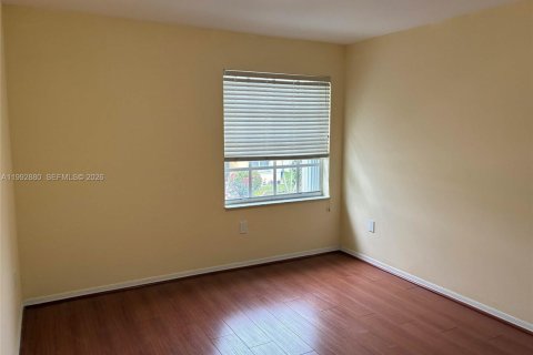 Casa en venta en Pembroke Pines, Florida, 4 dormitorios, 241.92 m2 № 2056732 - foto 17