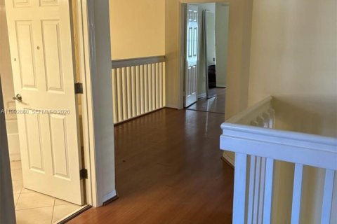 Casa en venta en Pembroke Pines, Florida, 4 dormitorios, 241.92 m2 № 2056732 - foto 12