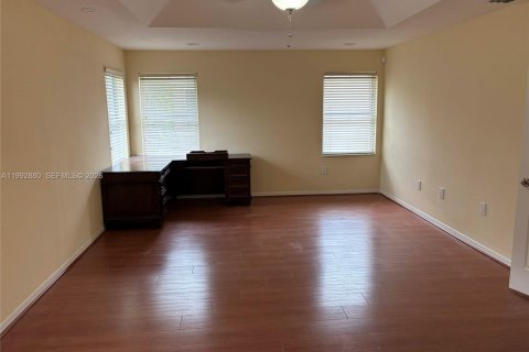Casa en venta en Pembroke Pines, Florida, 4 dormitorios, 241.92 m2 № 2056732 - foto 20