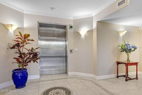 Condominio en venta en Satellite Beach, Florida, 4 dormitorios, 304.44 m2 № 1914107 - foto 4