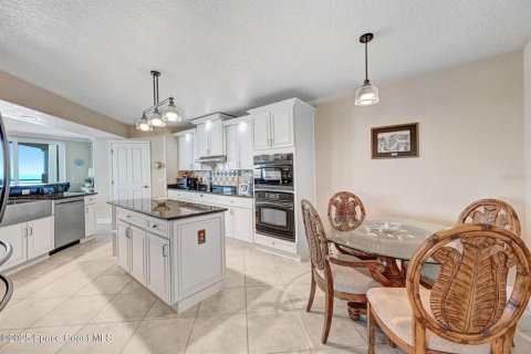 Condominio en venta en Satellite Beach, Florida, 4 dormitorios, 304.44 m2 № 1914107 - foto 11