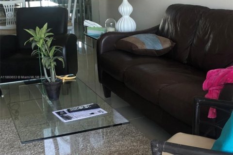 Copropriété à vendre à Sunny Isles Beach, Floride: 1 chambre, 65.5 m2 № 1889740 - photo 13