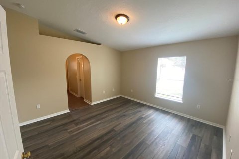 Villa ou maison à louer à Leesburg, Floride: 3 chambres, 151.62 m2 № 1808273 - photo 4