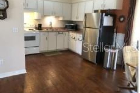 House in Palm Coast, Florida 3 bedrooms, 102.19 sq.m. № 1649157 - photo 12