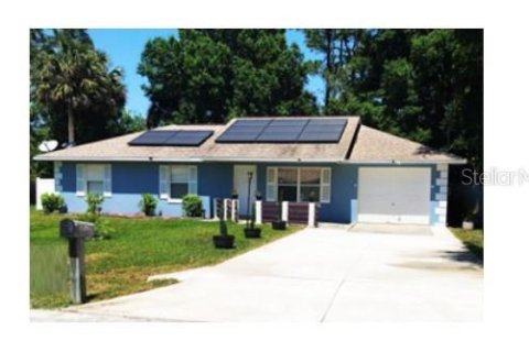 House in Palm Coast, Florida 3 bedrooms, 102.19 sq.m. № 1649157 - photo 1