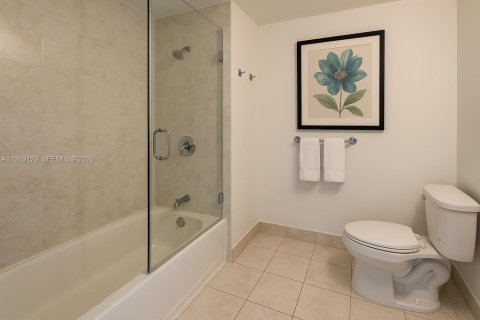 Condo in Miami, Florida, 2 bedrooms  № 2053031 - photo 21