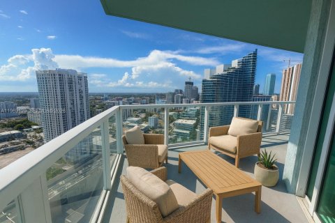 Condo in Miami, Florida, 2 bedrooms  № 2053031 - photo 3