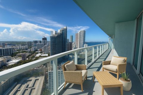Condo in Miami, Florida, 2 bedrooms  № 2053031 - photo 5