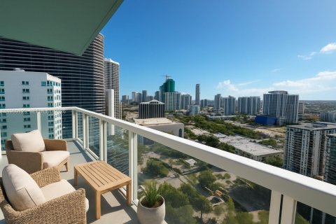 Condo in Miami, Florida, 2 bedrooms  № 2053031 - photo 4