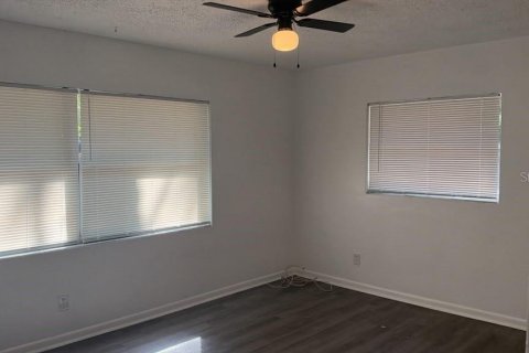 Appartement à louer à Clearwater, Floride: 2 chambres, 92.9 m2 № 2437300 - photo 11