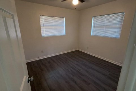 Appartement à louer à Clearwater, Floride: 2 chambres, 92.9 m2 № 2437300 - photo 12