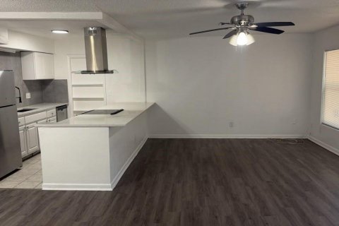 Appartement à louer à Clearwater, Floride: 2 chambres, 92.9 m2 № 2437300 - photo 4