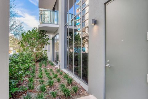 Townhouse in Tampa, Florida 3 bedrooms, 334.91 sq.m. № 1520473 - photo 6