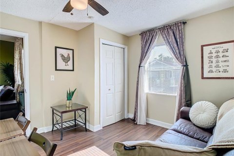 Villa ou maison à louer à Tampa, Floride: 3 chambres, 101.45 m2 № 2237761 - photo 8