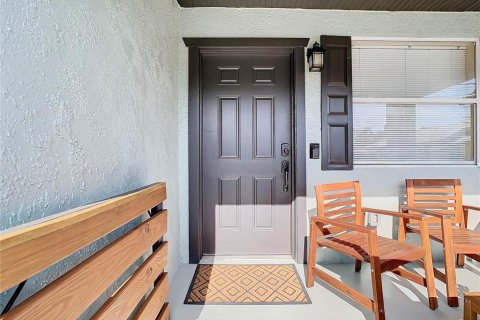 Villa ou maison à louer à Tampa, Floride: 3 chambres, 101.45 m2 № 2237761 - photo 2