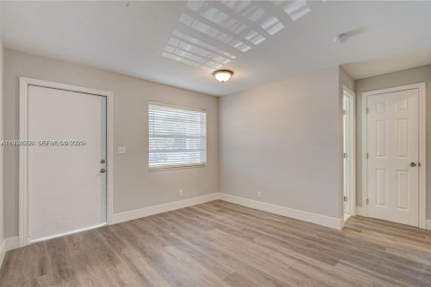 Condominio en venta en Plantation, Florida, 1 dormitorio, 69.49 m2 № 1994584 - foto 7