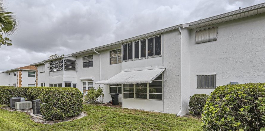 Condo in Fort Pierce, Florida, 2 bedrooms  № 1097894
