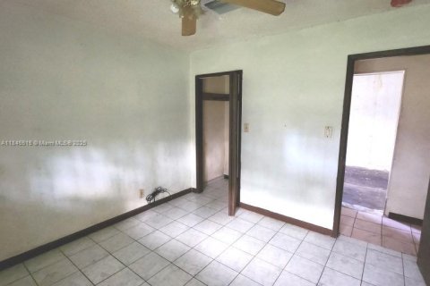 Villa ou maison à vendre à Pahokee, Floride: 5 chambres, 187.01 m2 № 1875526 - photo 24