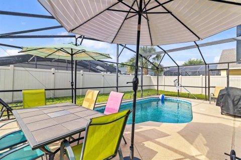 House in Kissimmee, Florida 3 bedrooms, 114.08 sq.m. № 1651099 - photo 25