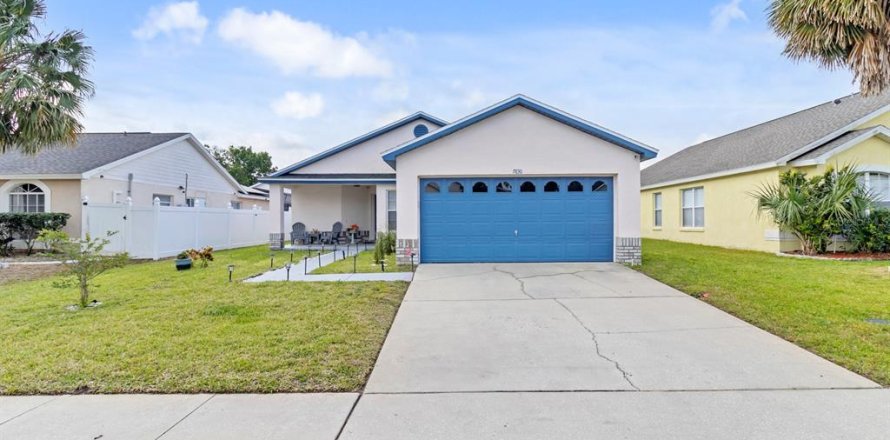 House in Kissimmee, Florida 3 bedrooms, 114.08 sq.m. № 1651099