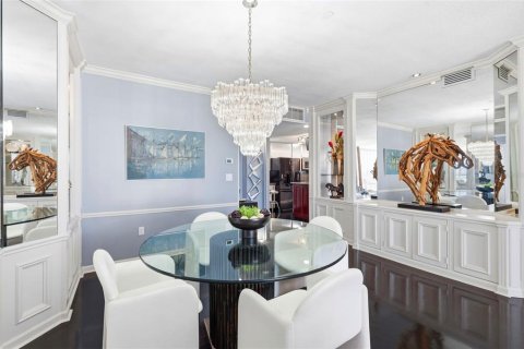 Copropriété à vendre à Saint Petersburg, Floride: 1 chambre, 125.42 m2 № 2416890 - photo 14
